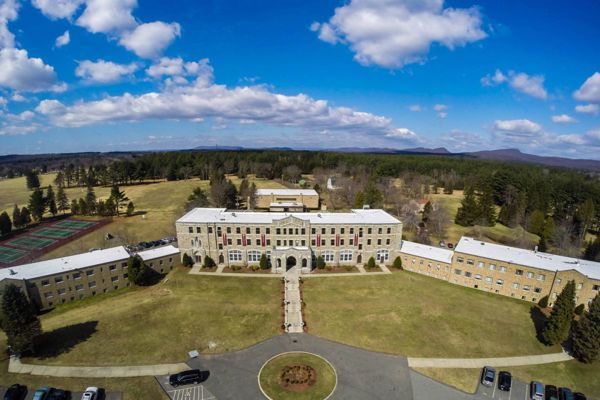 Massachusetts - Trường Trung Học The MacDuffie School - USA